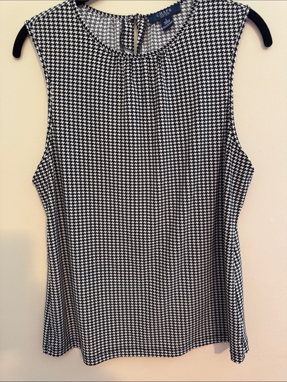 Chaps Black & White Houndstooth Sleeveless Blouse
